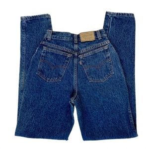 Vintage *Rare* Levi's 900 Series High-Rise Slim Fit Jeans